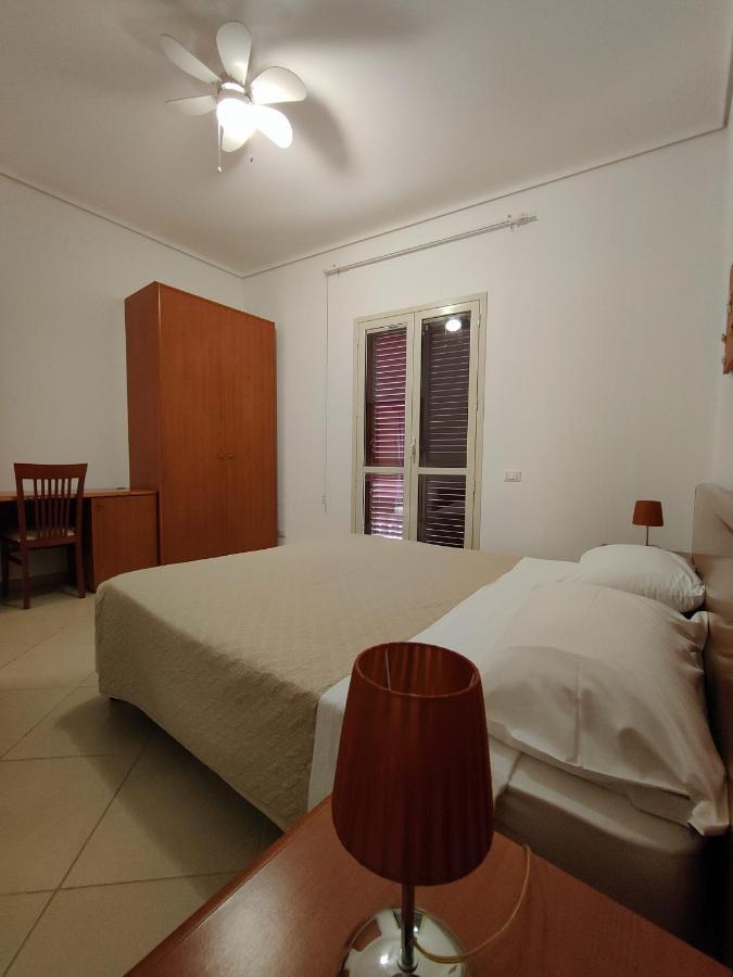 Appartamenti In Villa Polimnia Fontane Bianche Exterior foto