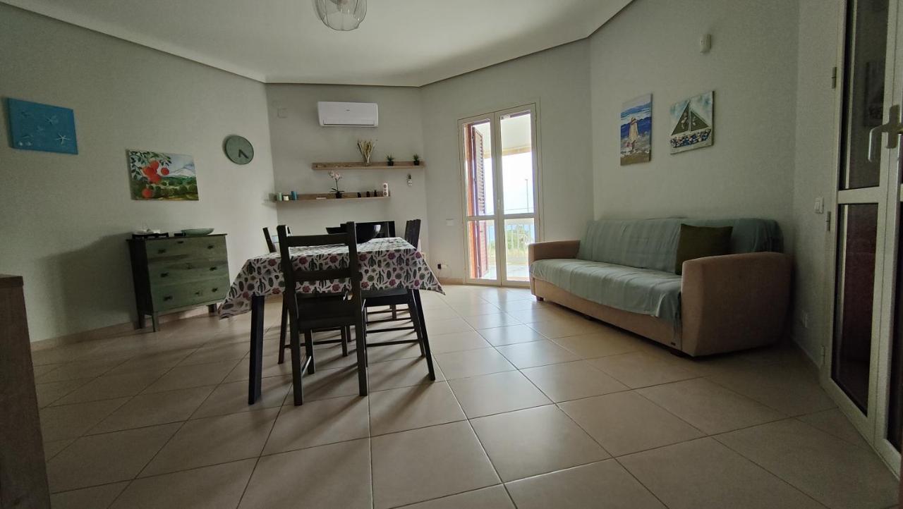 Appartamenti In Villa Polimnia Fontane Bianche Exterior foto